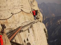 02-Via-ferrata-Hua.jpg