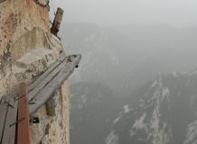 03-Via-ferrata-Hua.jpg