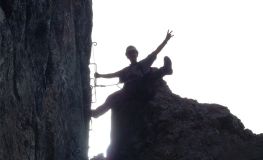 Via-Ferrata-Leysin-Cheminee.jpg